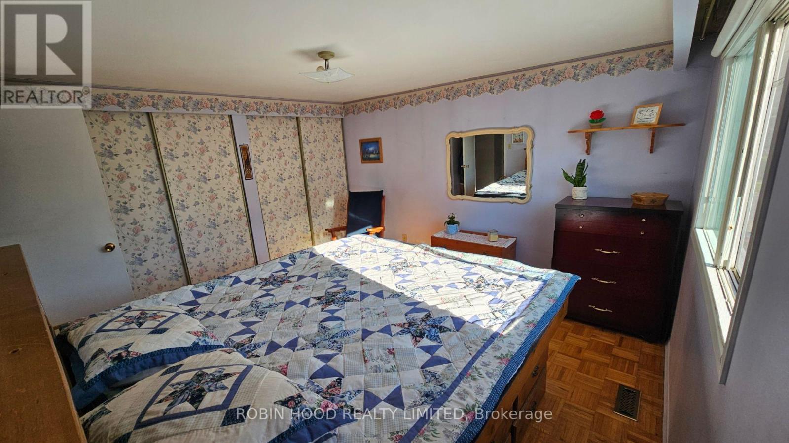 1 - 86a Bernick Drive, Barrie (Grove East), Ontario  L4M 2V6 - Photo 20 - S13835166