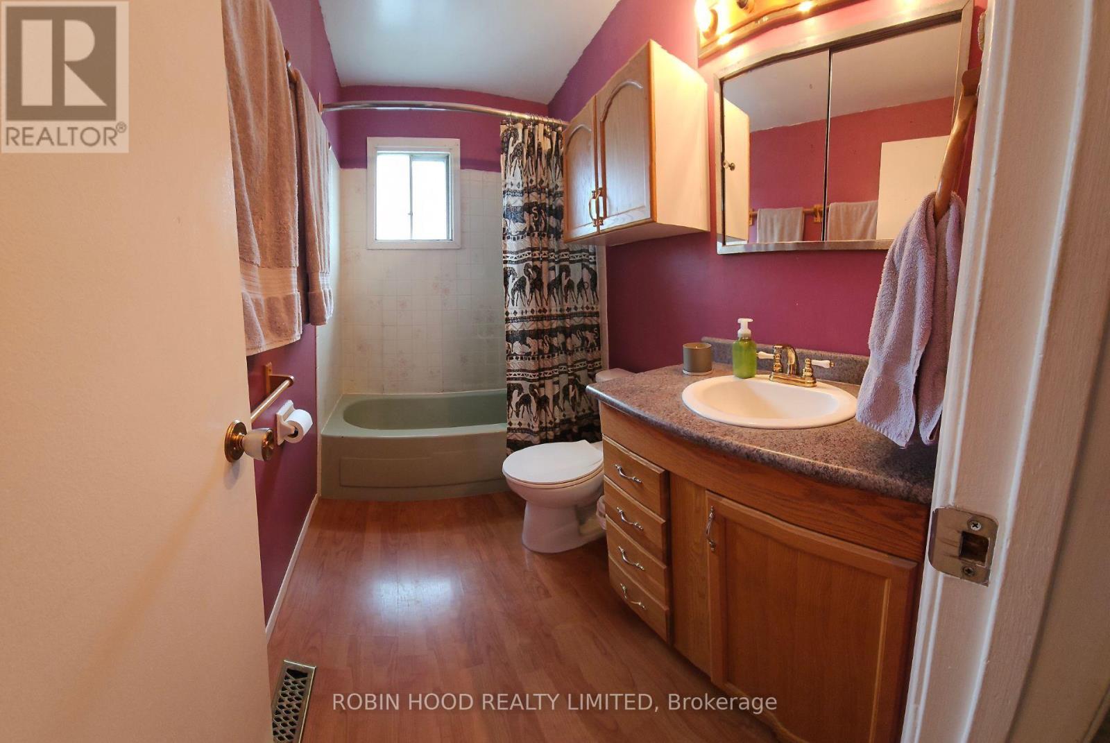 1 - 86a Bernick Drive, Barrie (Grove East), Ontario  L4M 2V6 - Photo 24 - S13835166