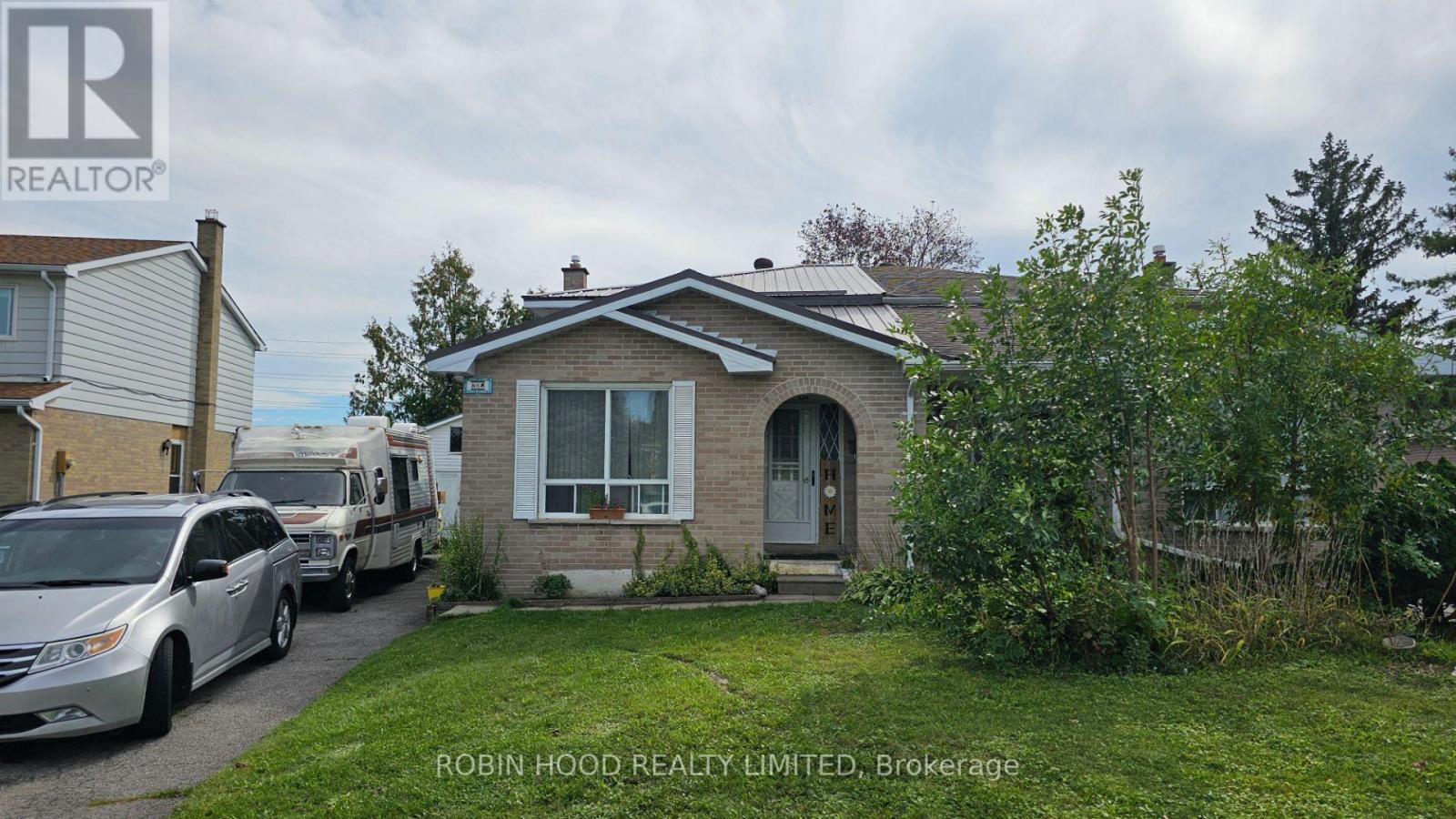 1 - 86a Bernick Drive, Barrie (Grove East), Ontario  L4M 2V6 - Photo 28 - S13835166