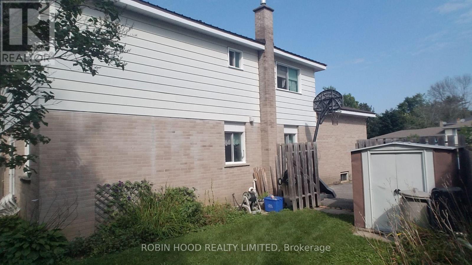1 - 86a Bernick Drive, Barrie (Grove East), Ontario  L4M 2V6 - Photo 30 - S13835166