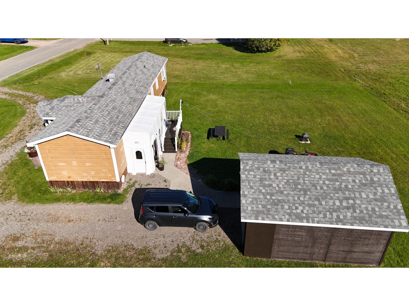 68 Av. Huard Paspébiac Quebec Canada G0C2K0 4