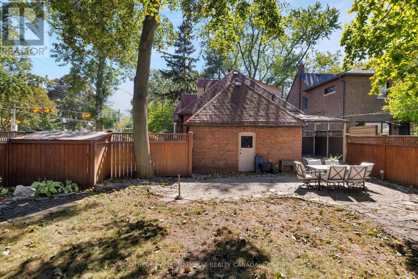 1048 Royal York Road, Toronto, Ontario  M8X 2G7 - Photo 41 - W13834936
