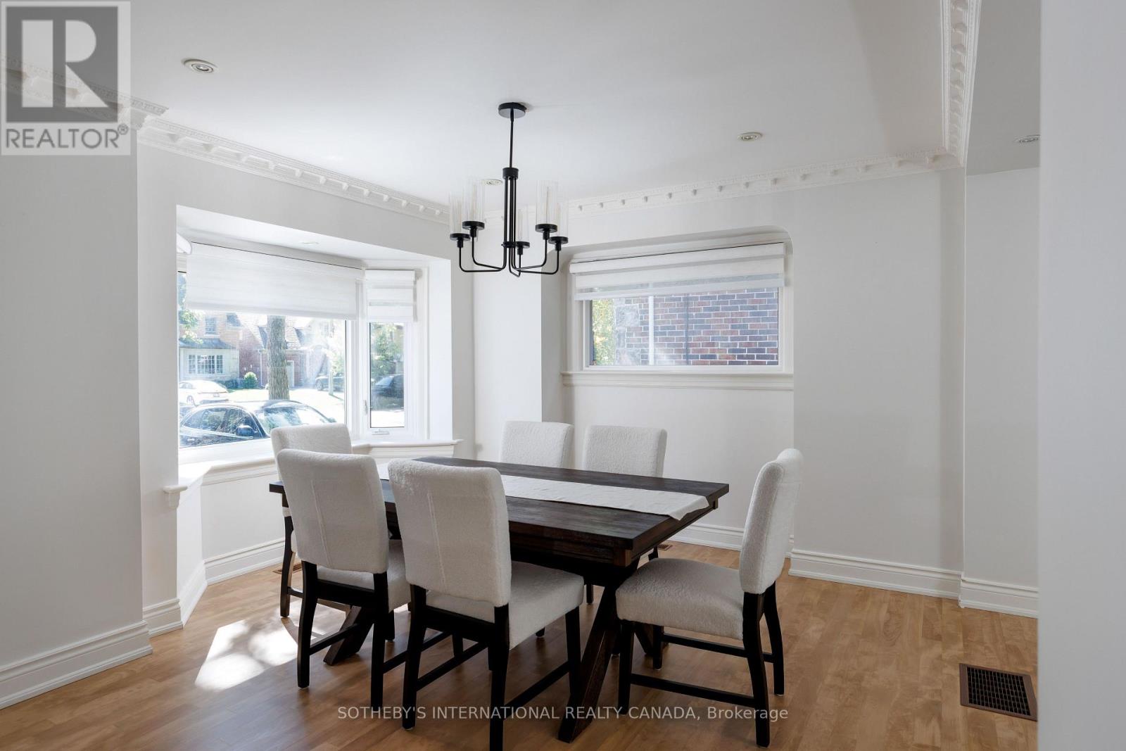 1048 Royal York Road, Toronto, Ontario  M8X 2G7 - Photo 6 - W13834936
