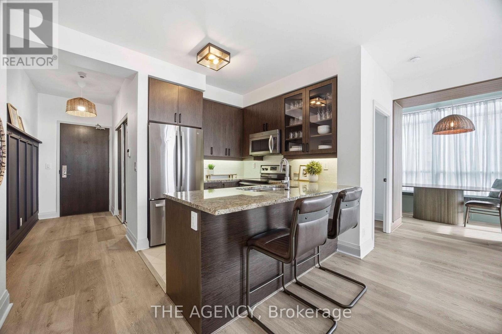 1104 - 1185 THE QUEENSWAY, Toronto, Ontario
