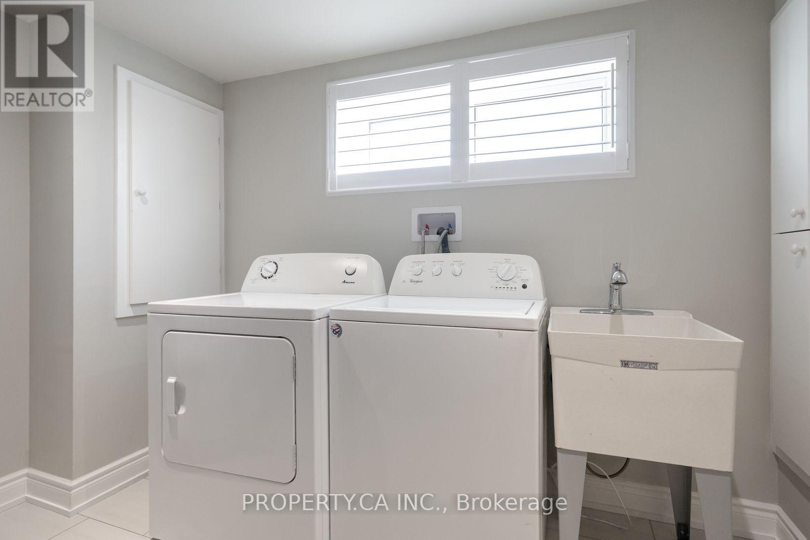 Bsmt - 14 Alladin Avenue, Toronto, Ontario  M6L 1S5 - Photo 21 - W13835008