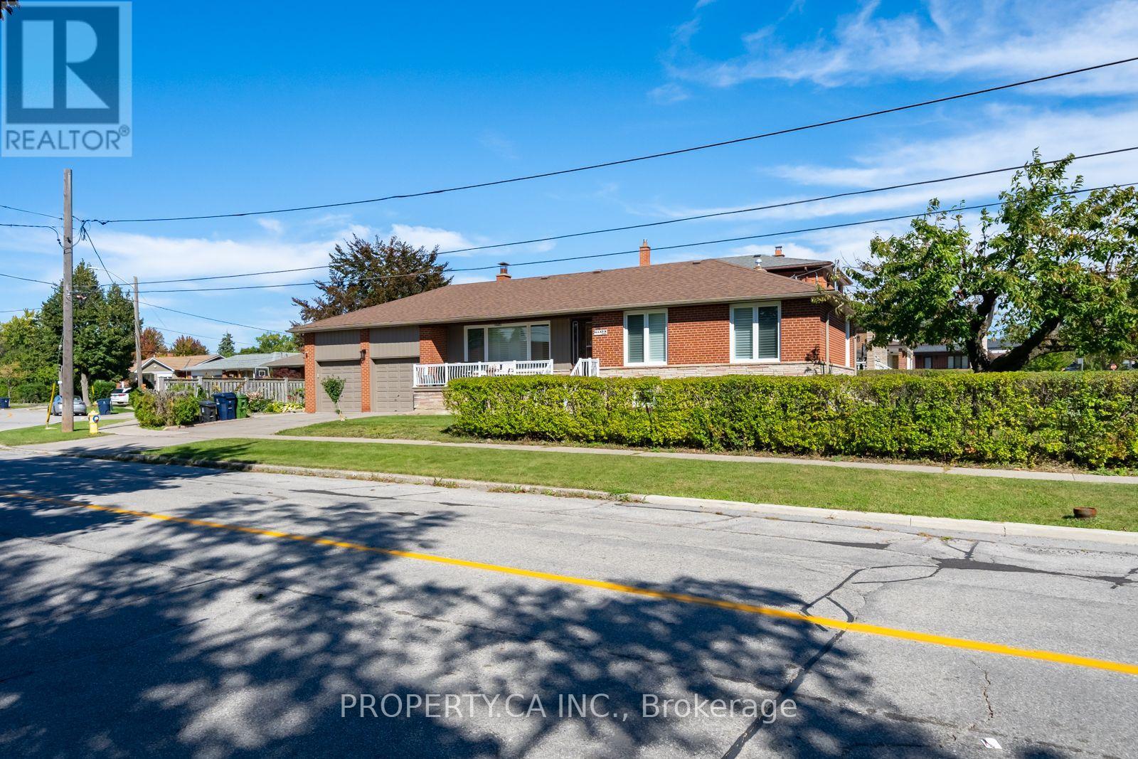 Bsmt - 14 Alladin Avenue, Toronto, Ontario  M6L 1S5 - Photo 24 - W13835008