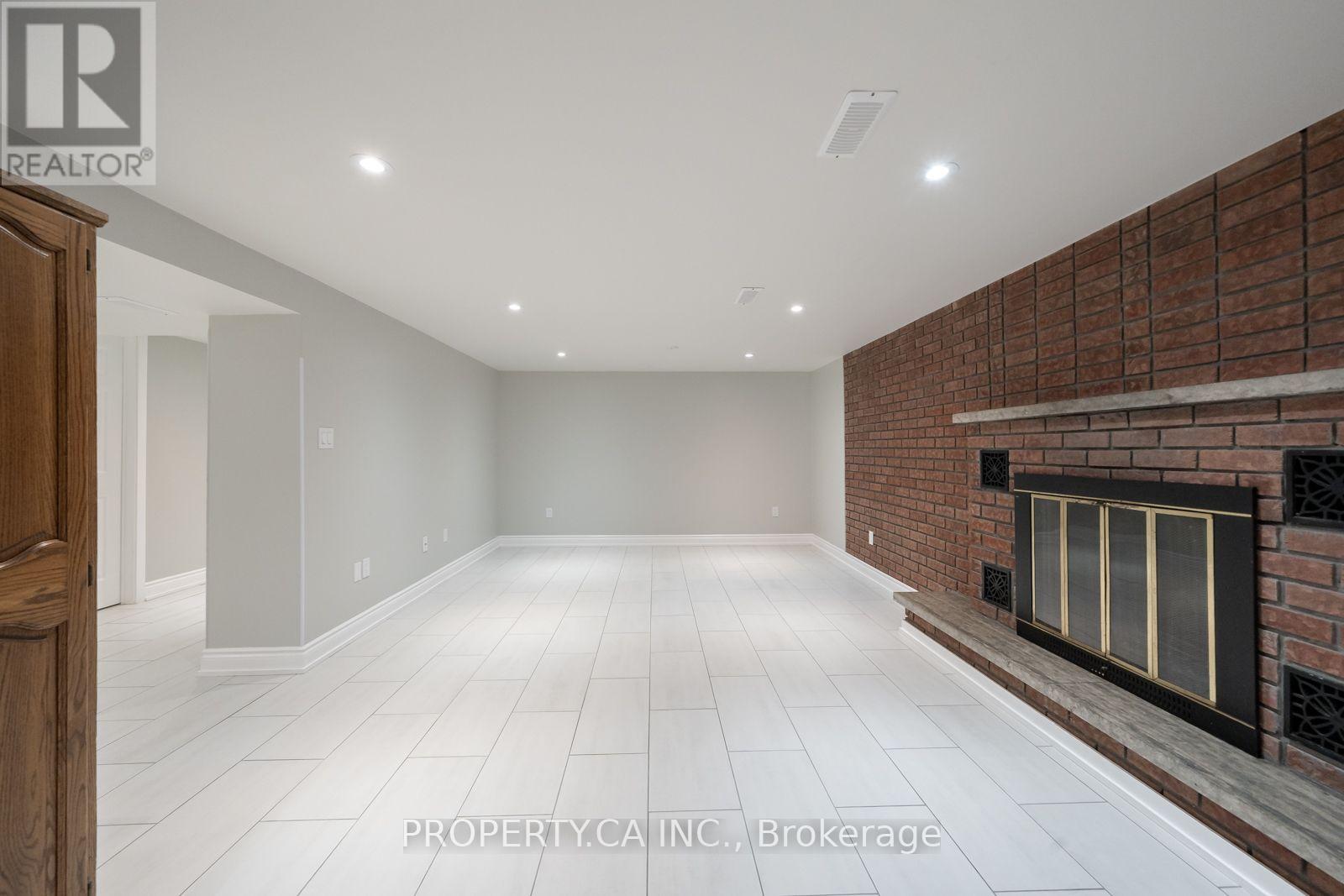 Bsmt - 14 Alladin Avenue, Toronto, Ontario  M6L 1S5 - Photo 7 - W13835008