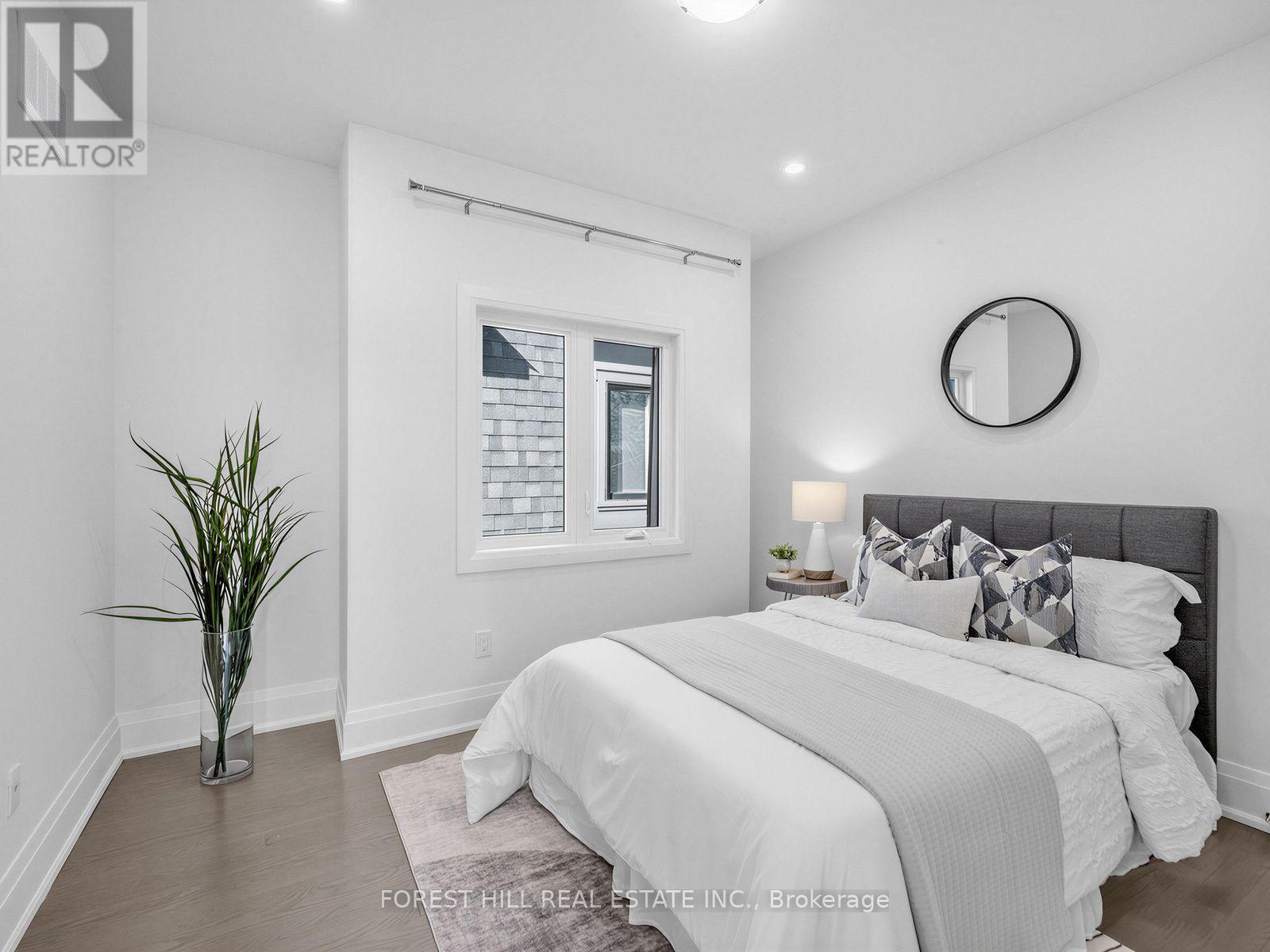 2996 Weston Road, Toronto, Ontario  M9M 2S7 - Photo 13 - W13835032