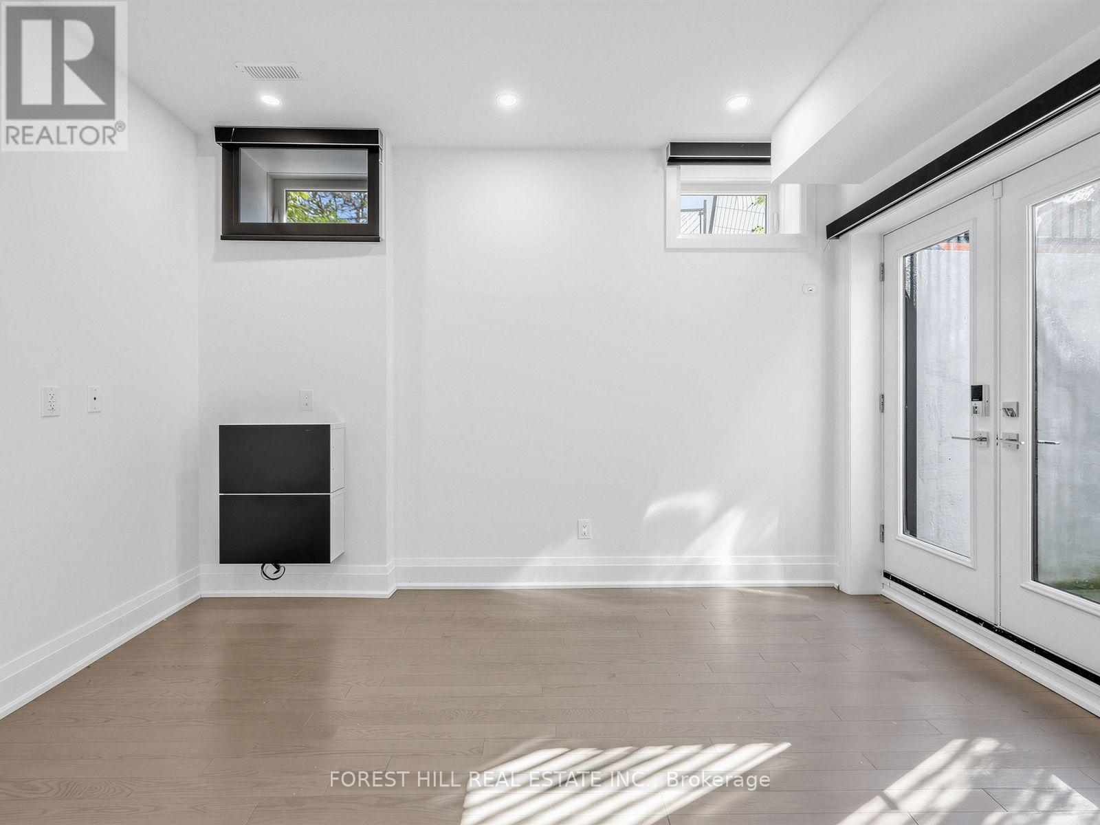 2996 Weston Road, Toronto, Ontario  M9M 2S7 - Photo 15 - W13835032
