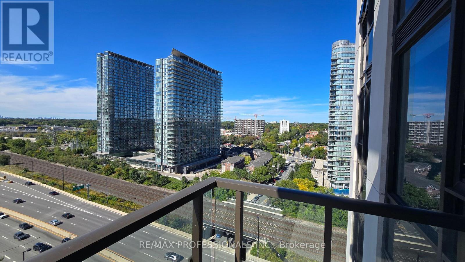 1715 - 1928 Lake Shore Boulevard W, Toronto, Ontario  M6S 0B1 - Photo 13 - W13835042