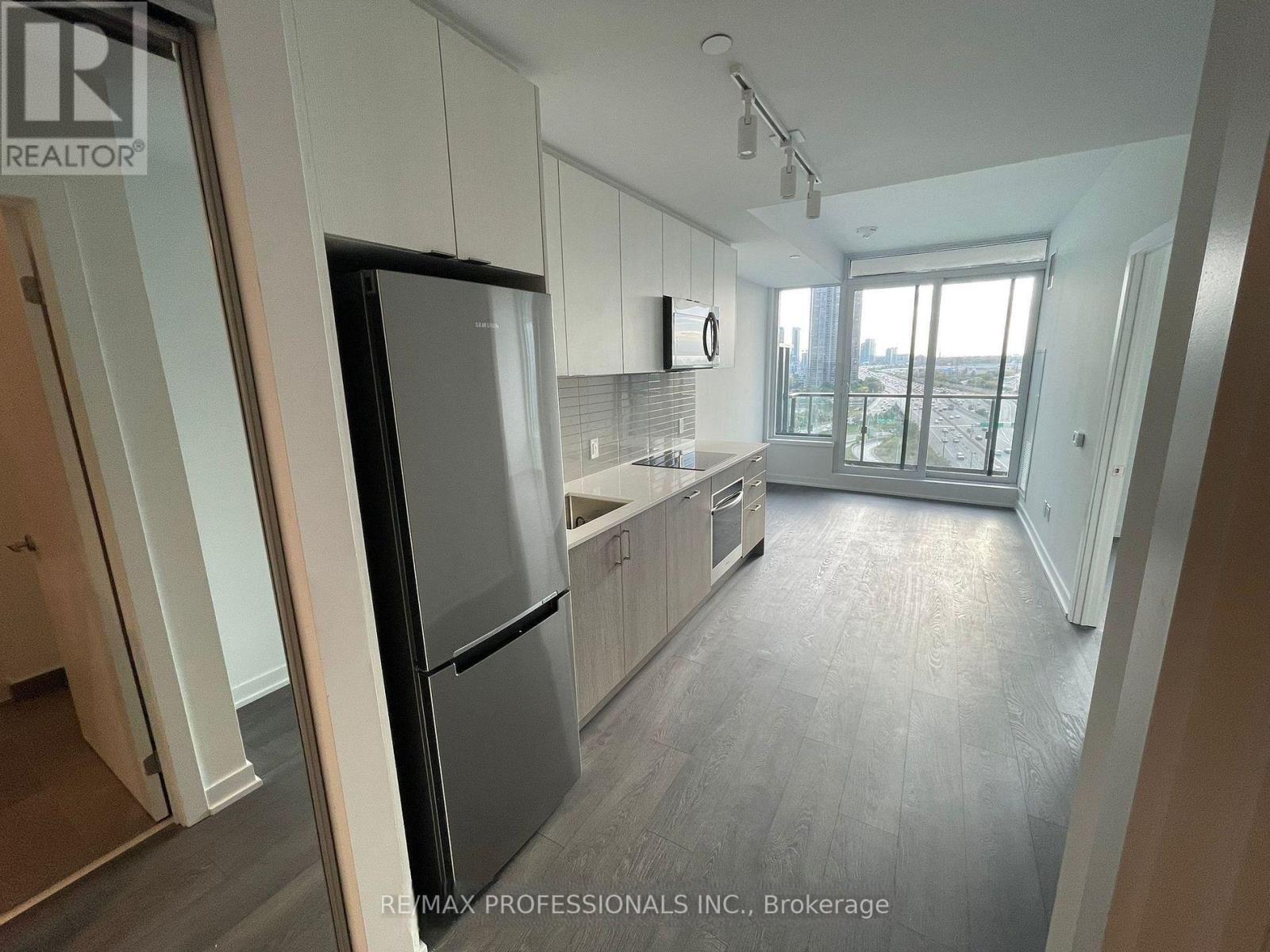 1715 - 1928 Lake Shore Boulevard W, Toronto, Ontario  M6S 0B1 - Photo 2 - W13835042