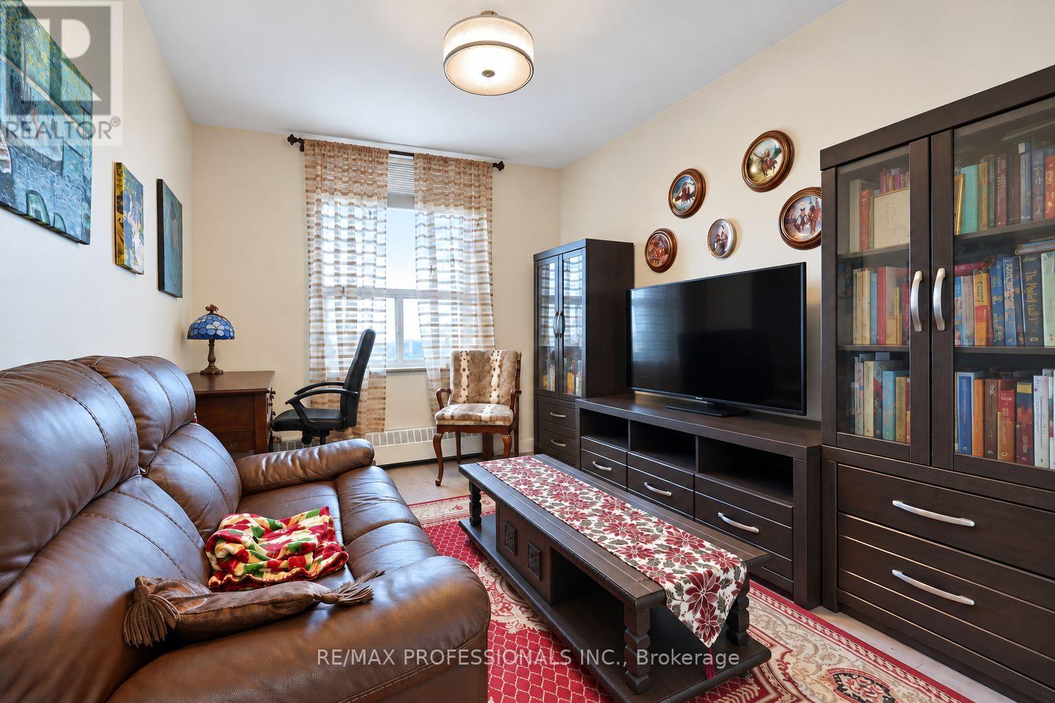 701 - 31 Four Winds Drive, Toronto, Ontario  M3J 1K9 - Photo 38 - W13835088