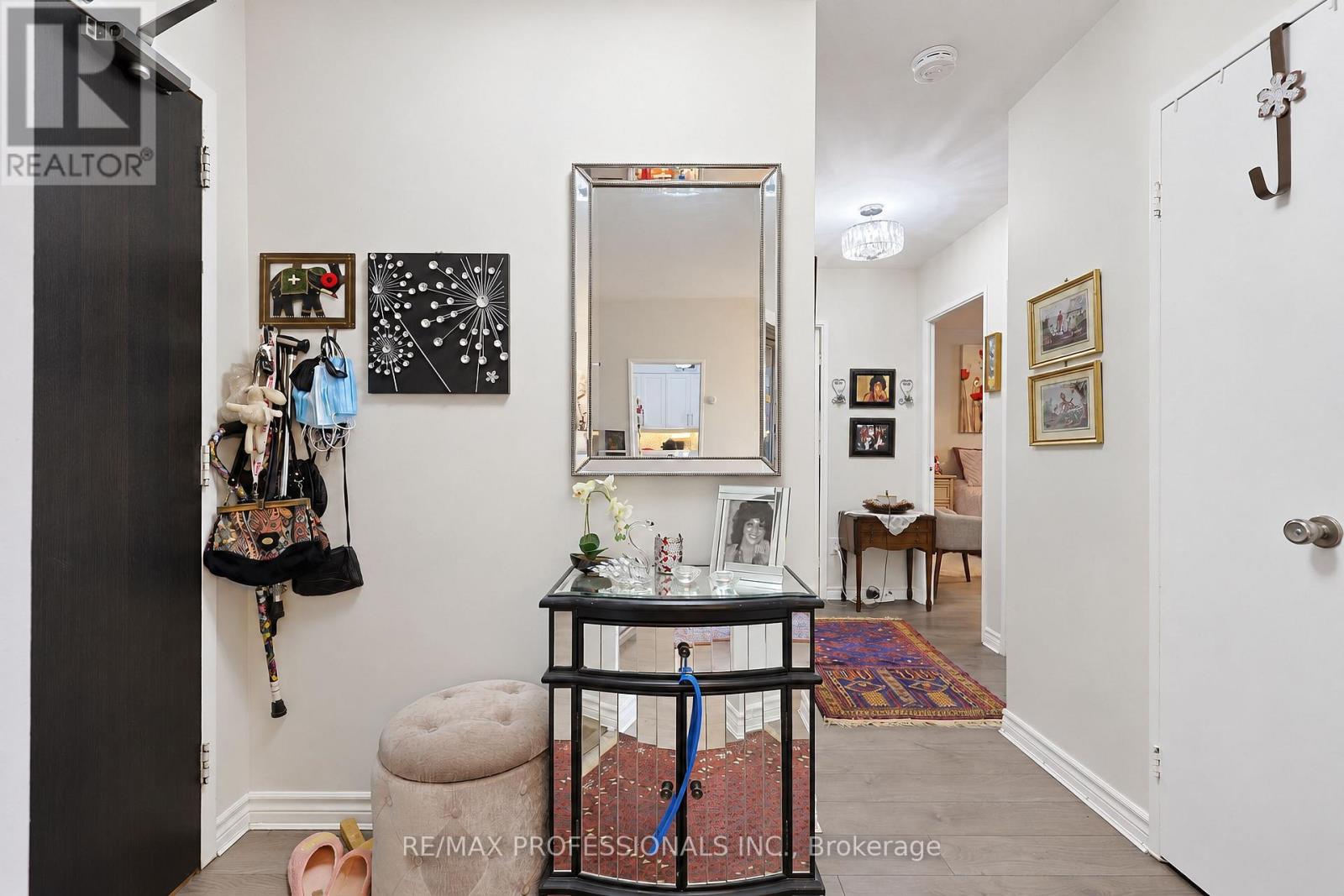 701 - 31 Four Winds Drive, Toronto, Ontario  M3J 1K9 - Photo 5 - W13835088