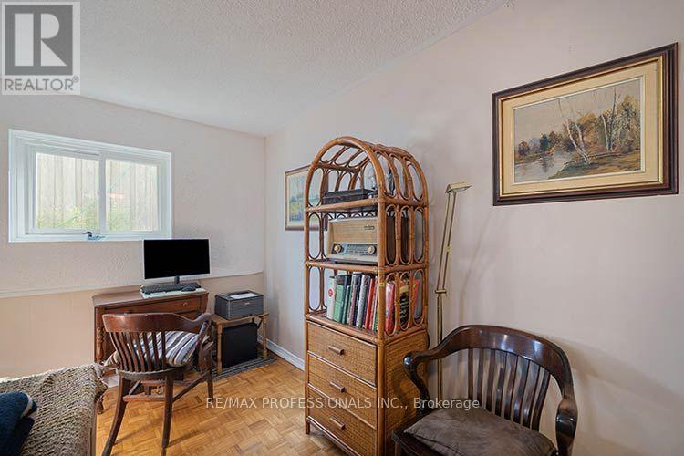3284 Hornbeam Crescent, Mississauga, Ontario  L5L 1B4 - Photo 19 - W13835150