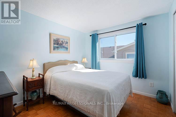 3284 Hornbeam Crescent, Mississauga, Ontario  L5L 1B4 - Photo 25 - W13835150