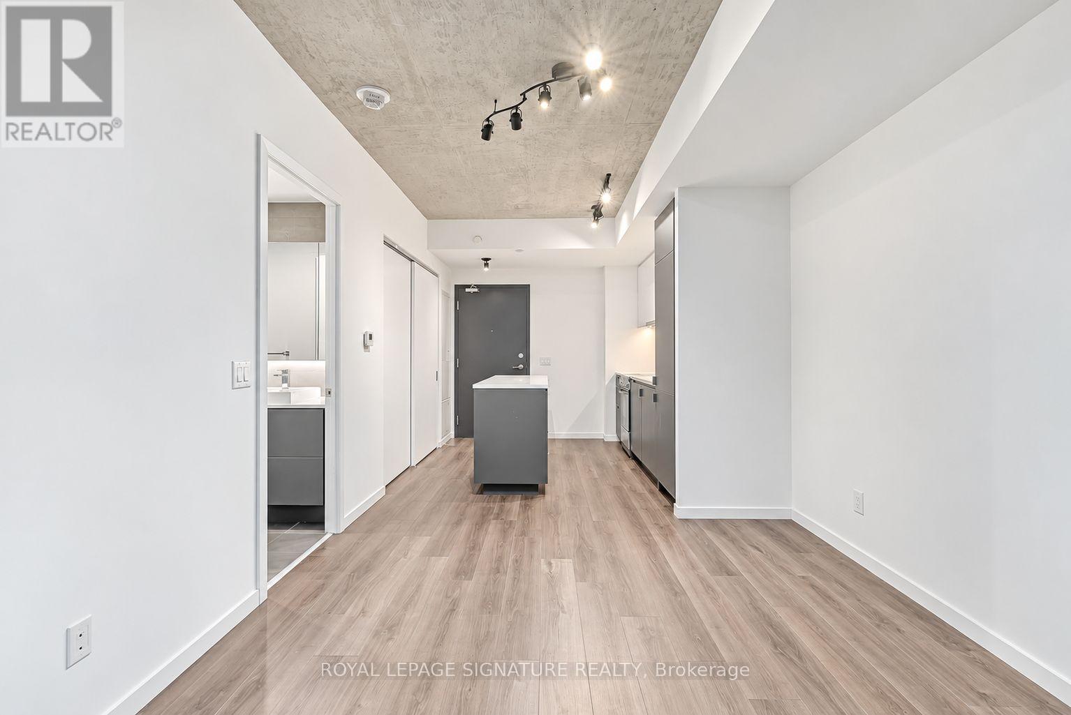 426 - 7 Smith Crescent, Toronto, Ontario  M8Z 0G3 - Photo 12 - W13835192