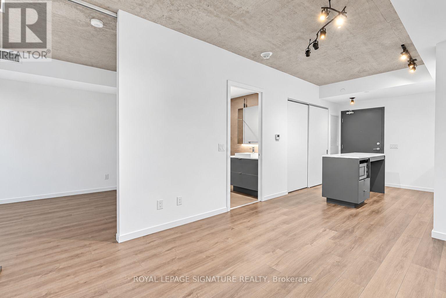 426 - 7 Smith Crescent, Toronto, Ontario  M8Z 0G3 - Photo 13 - W13835192