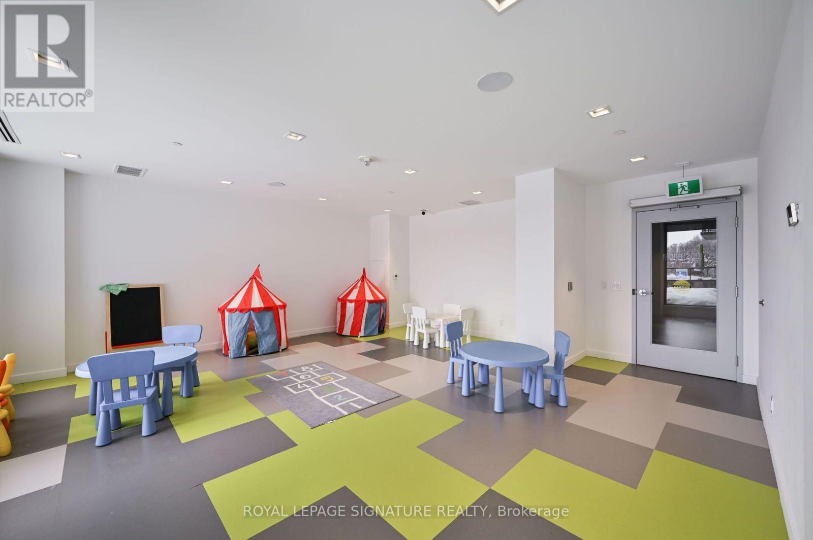 426 - 7 Smith Crescent, Toronto, Ontario  M8Z 0G3 - Photo 32 - W13835192