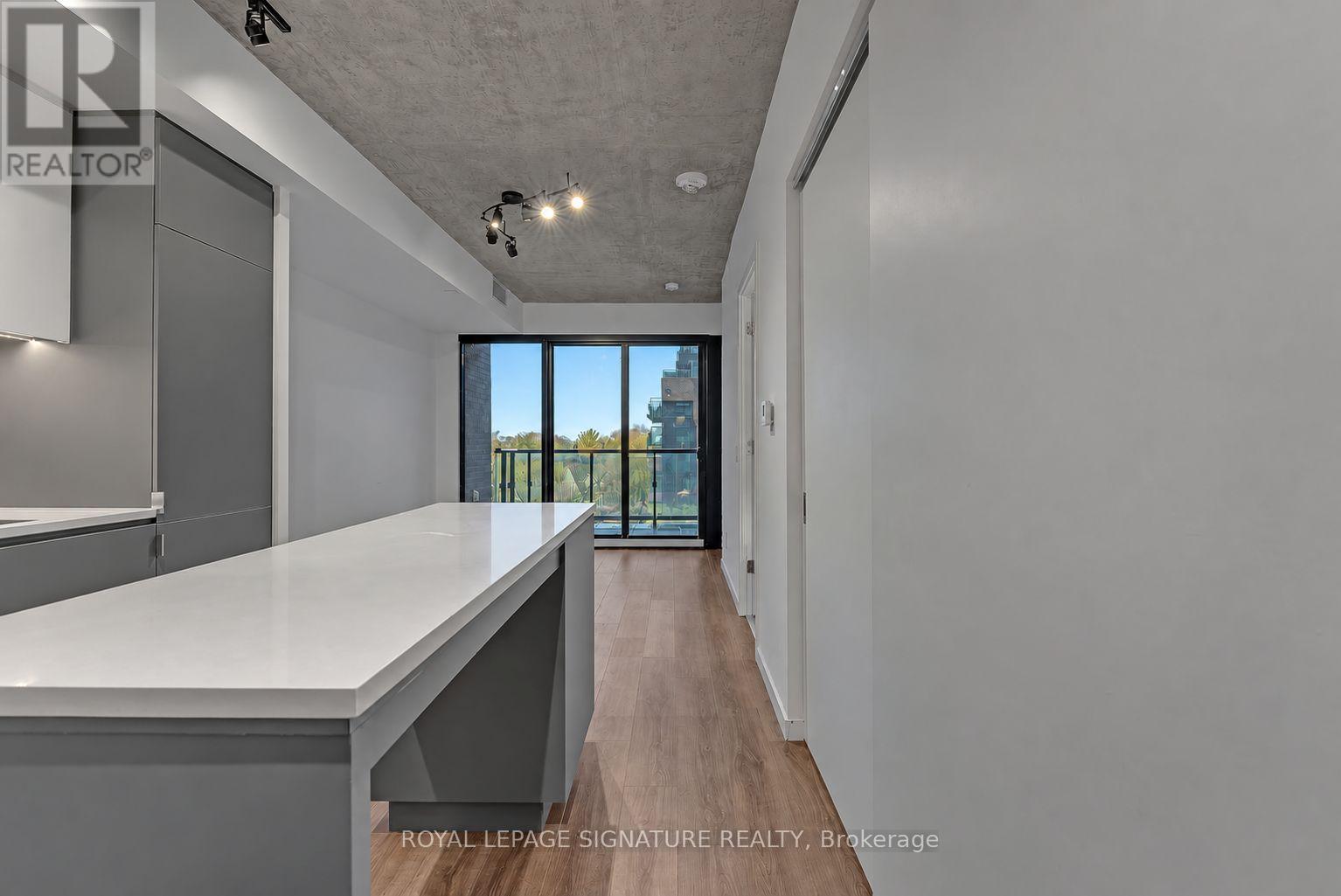 426 - 7 Smith Crescent, Toronto, Ontario  M8Z 0G3 - Photo 8 - W13835192