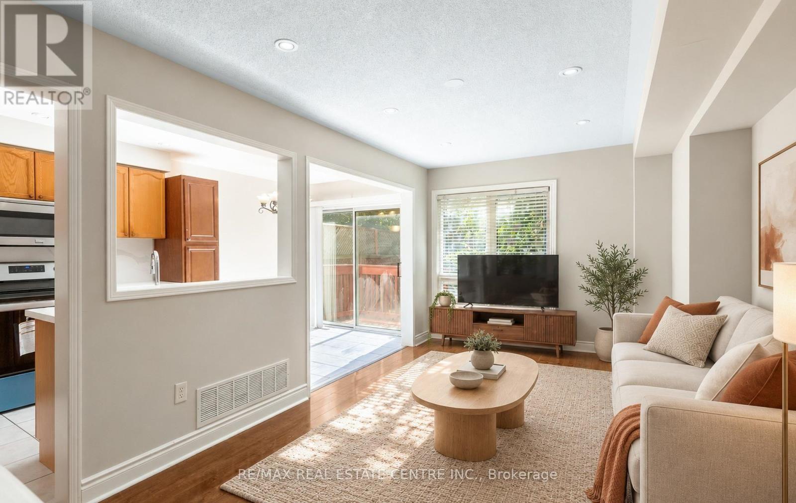 6464 Hampden Woods Road, Mississauga, Ontario  L5N 7V9 - Photo 14 - W13835220