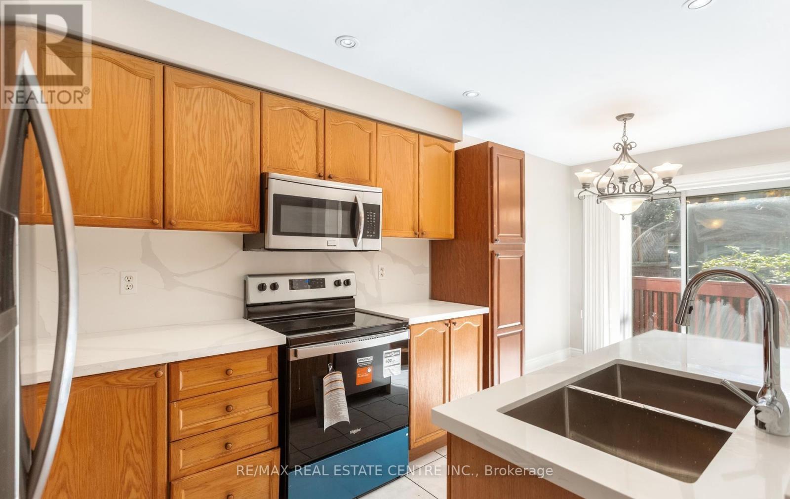 6464 Hampden Woods Road, Mississauga, Ontario  L5N 7V9 - Photo 20 - W13835220