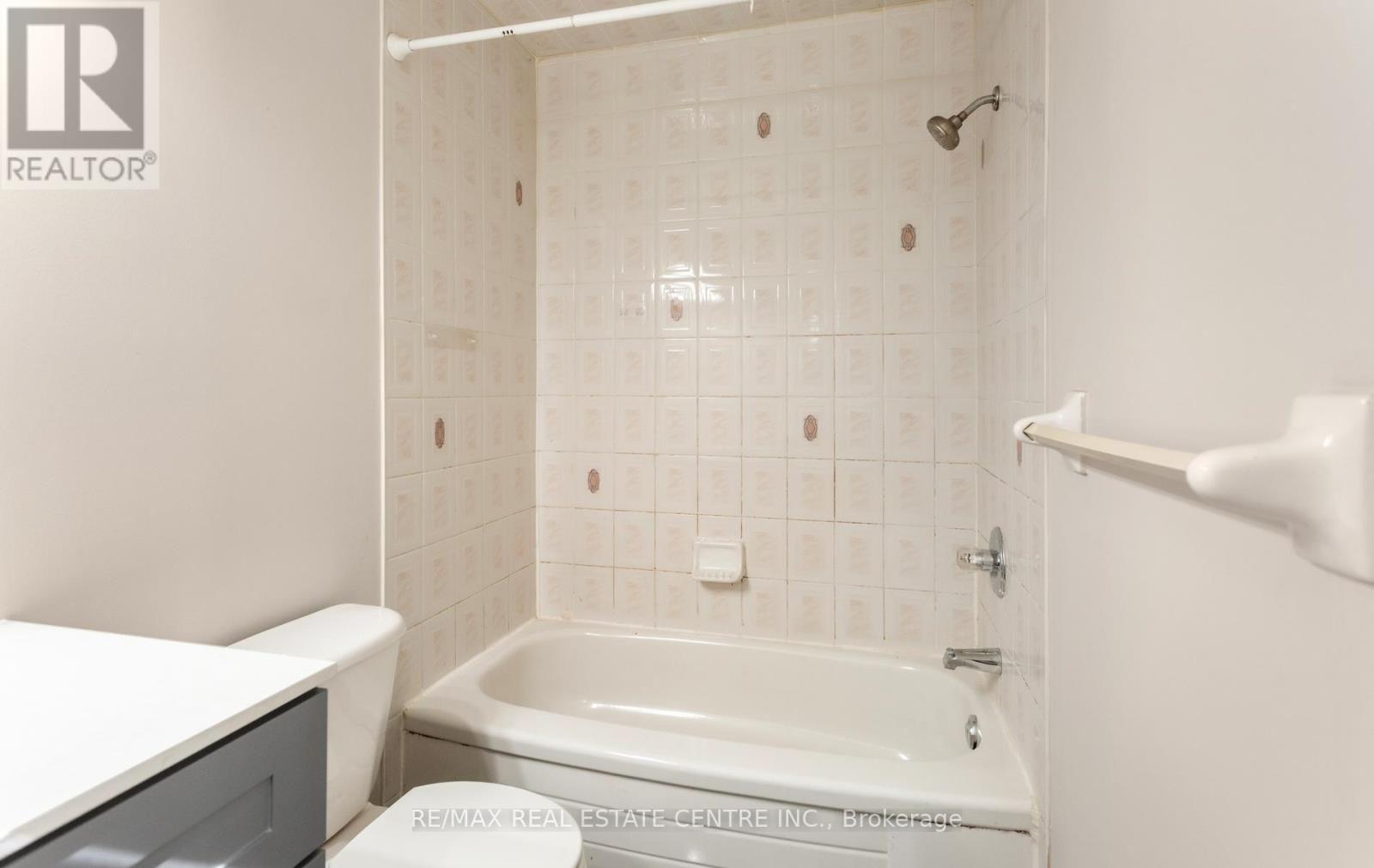 6464 Hampden Woods Road, Mississauga, Ontario  L5N 7V9 - Photo 38 - W13835220