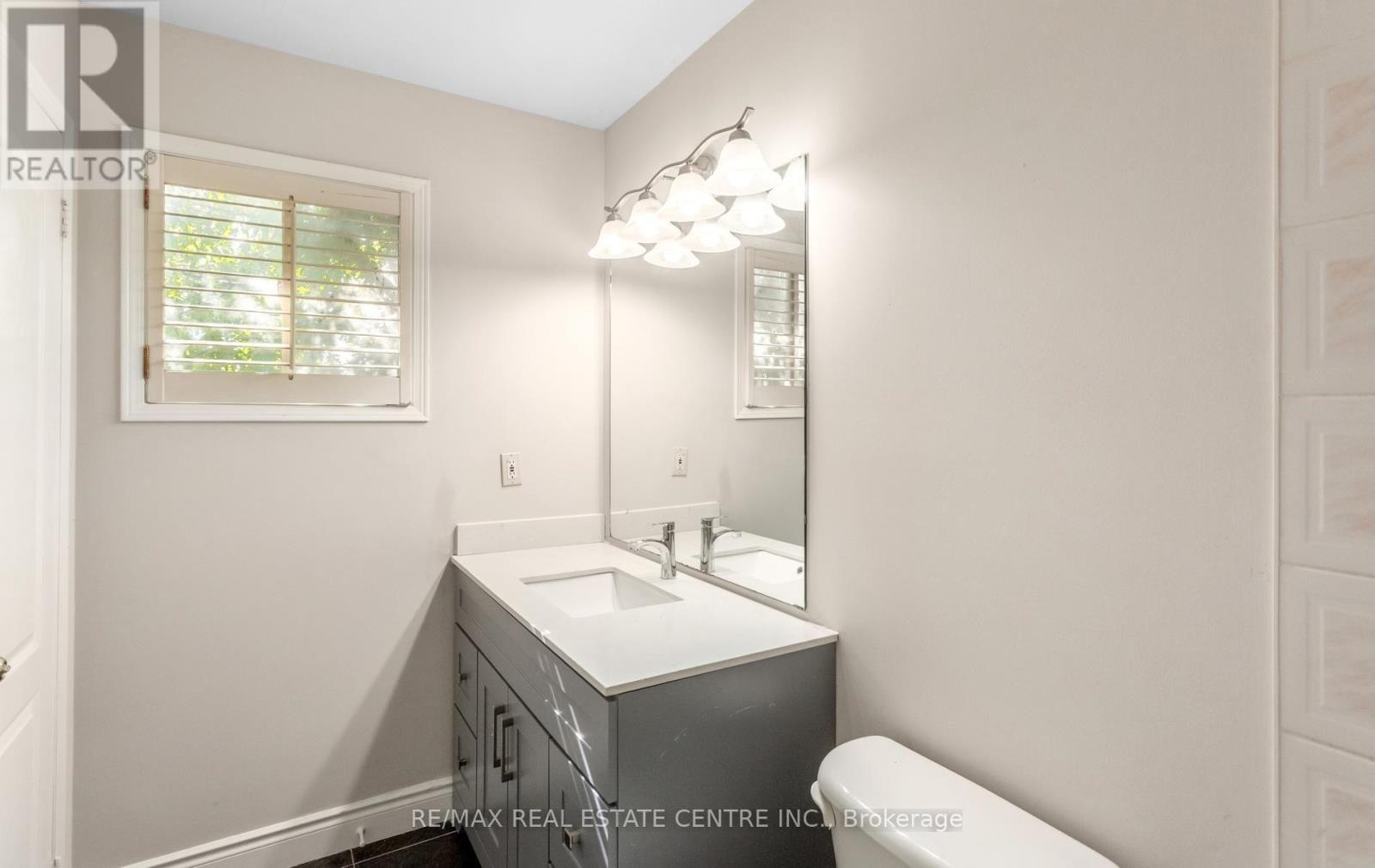6464 Hampden Woods Road, Mississauga, Ontario  L5N 7V9 - Photo 39 - W13835220