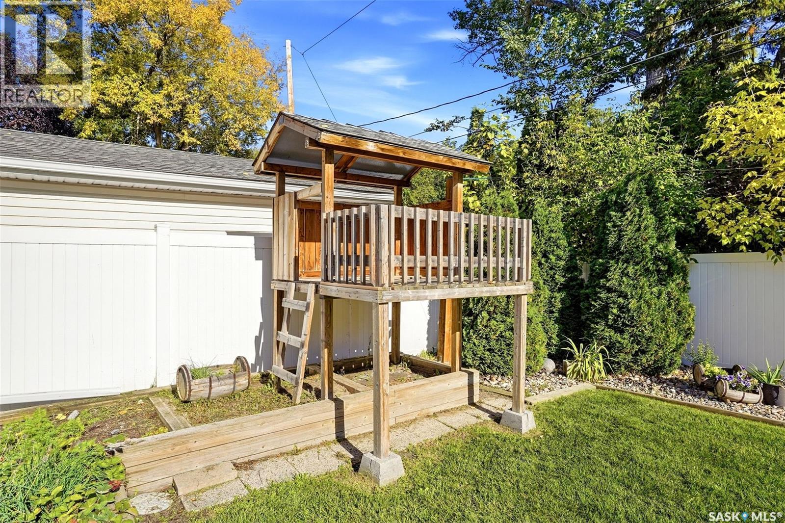 11 Dolphin Bay, Regina, Saskatchewan  S4S 3J7 - Photo 37 - SK049722