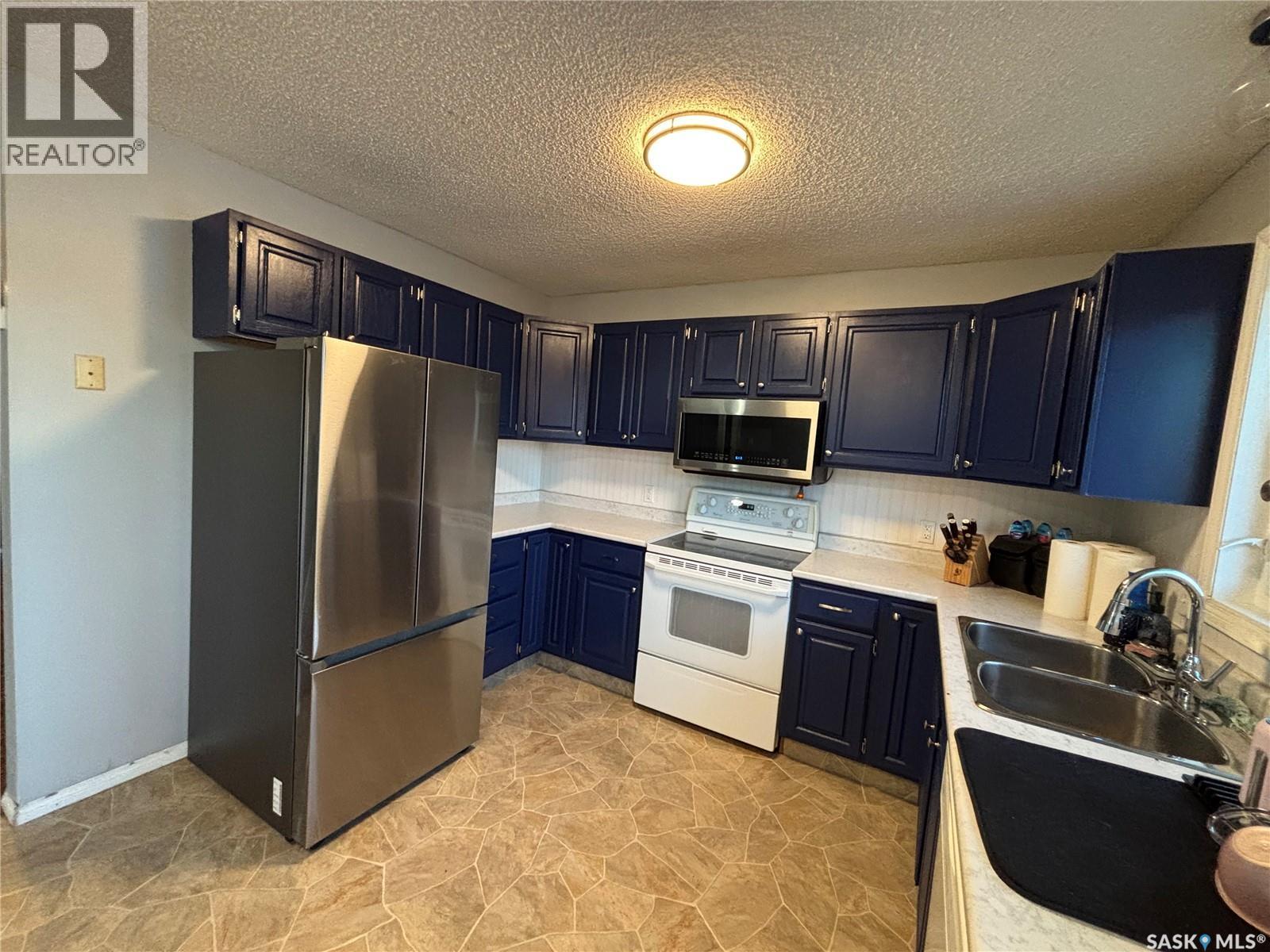 242 Lendrum Street, Melfort, Saskatchewan  S0E 1A0 - Photo 11 - SK049693