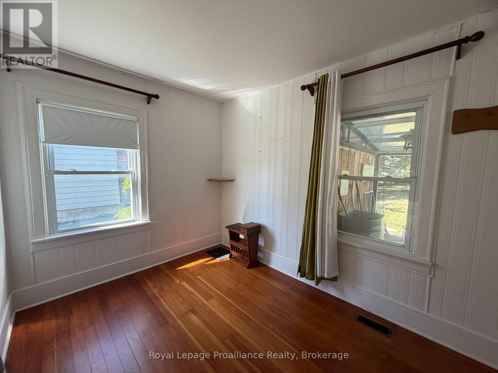 22 Parker Street, Belleville, Ontario  K8P 1C8 - Photo 12 - X13820382
