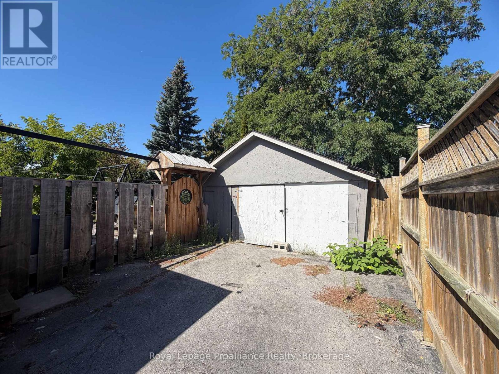 22 Parker Street, Belleville, Ontario  K8P 1C8 - Photo 21 - X13823174