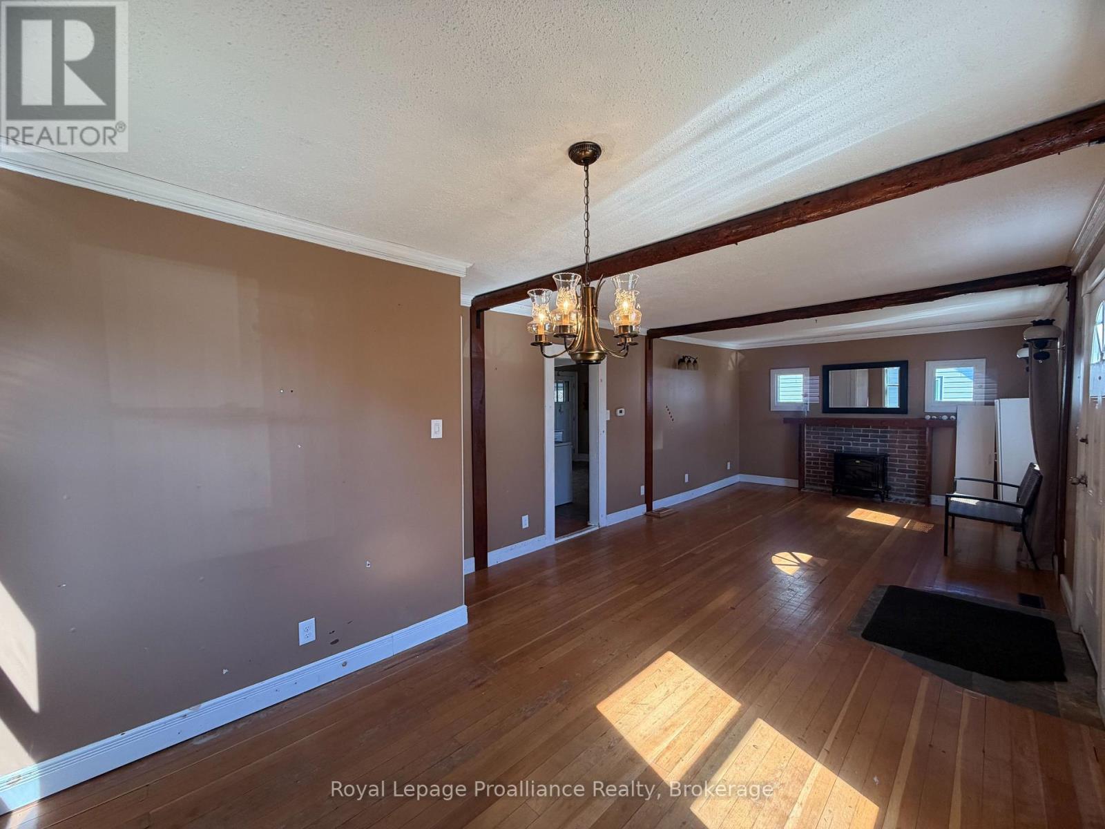 22 Parker Street, Belleville, Ontario  K8P 1C8 - Photo 7 - X13823174
