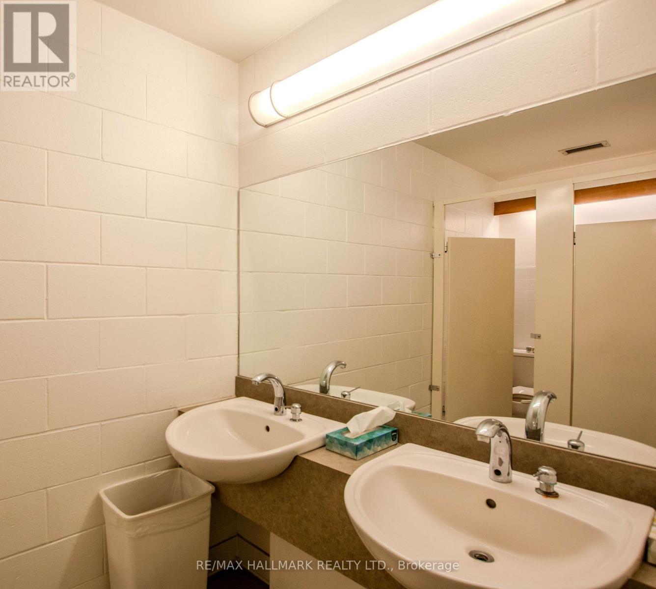 2 Albert Street, Kawartha Lakes, Ontario  K0M 1K0 - Photo 17 - X13835010