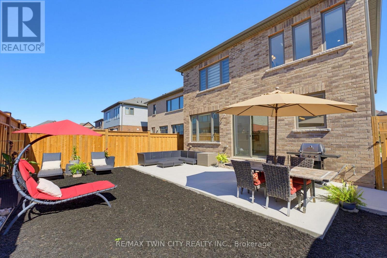 14 Rustic Oak Trail, North Dumfries, Ontario  N0B 1E0 - Photo 39 - X13835084