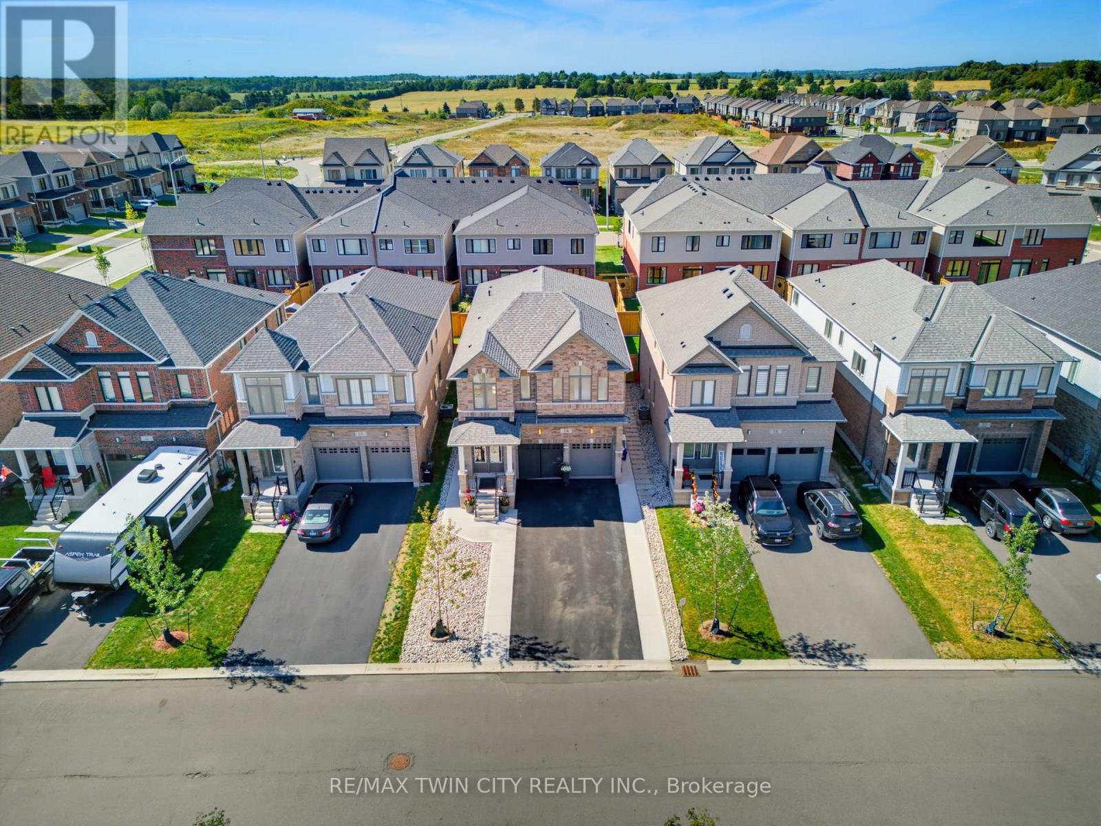 14 Rustic Oak Trail, North Dumfries, Ontario  N0B 1E0 - Photo 43 - X13835084