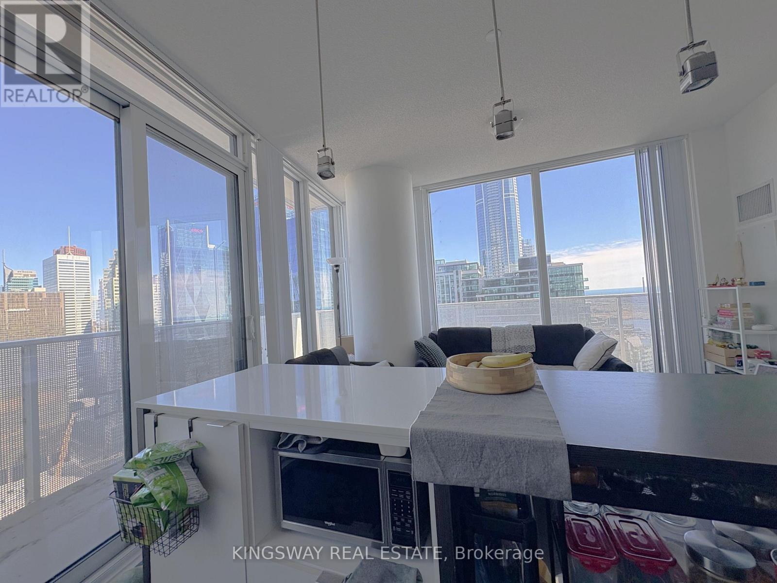 5004 - 88 Harbour Street, Toronto, Ontario  M5J 0C3 - Photo 8 - C13834852