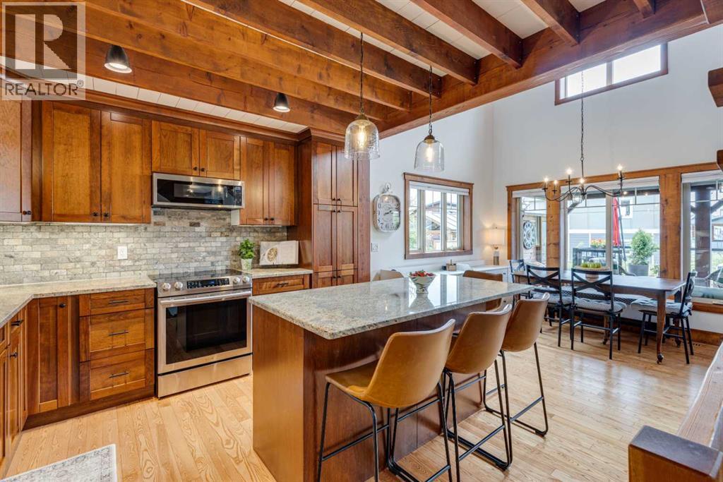 602 Cottageclub Bend, Rural Rocky View County, Alberta  T4C 1B1 - Photo 6 - A2278549