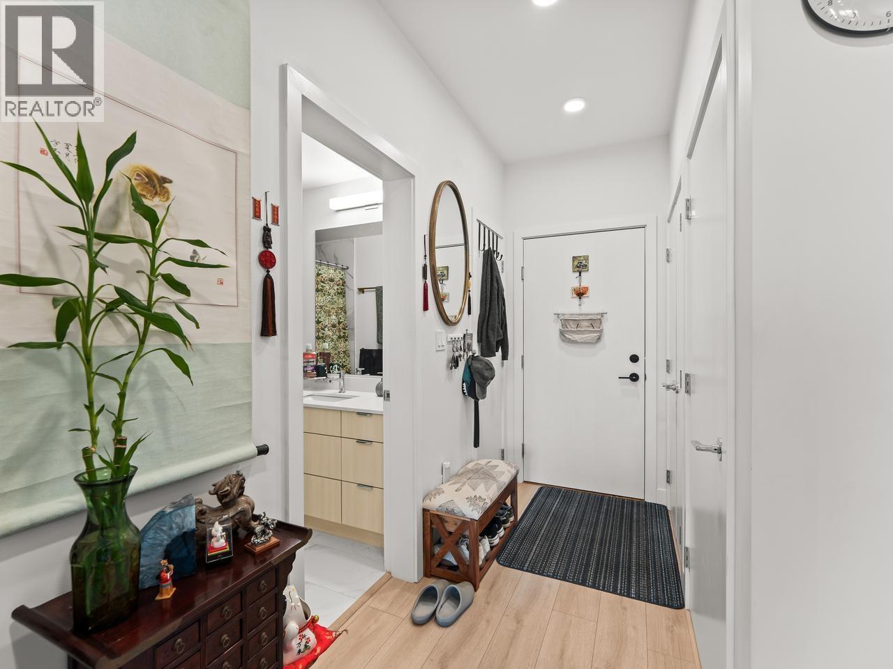 214 1792 Starling Drive, Tsawwassen, British Columbia  V4M 0E4 - Photo 3 - R3167606