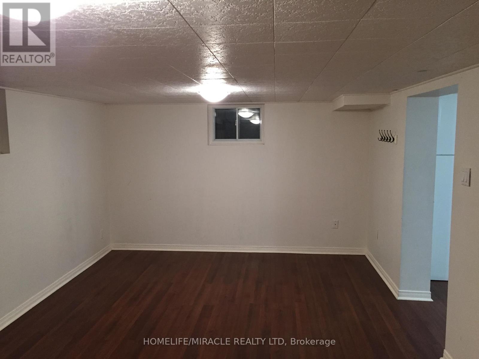 40 Thirty Seventh Street, Toronto, Ontario  M8W 3L6 - Photo 9 - W13476270