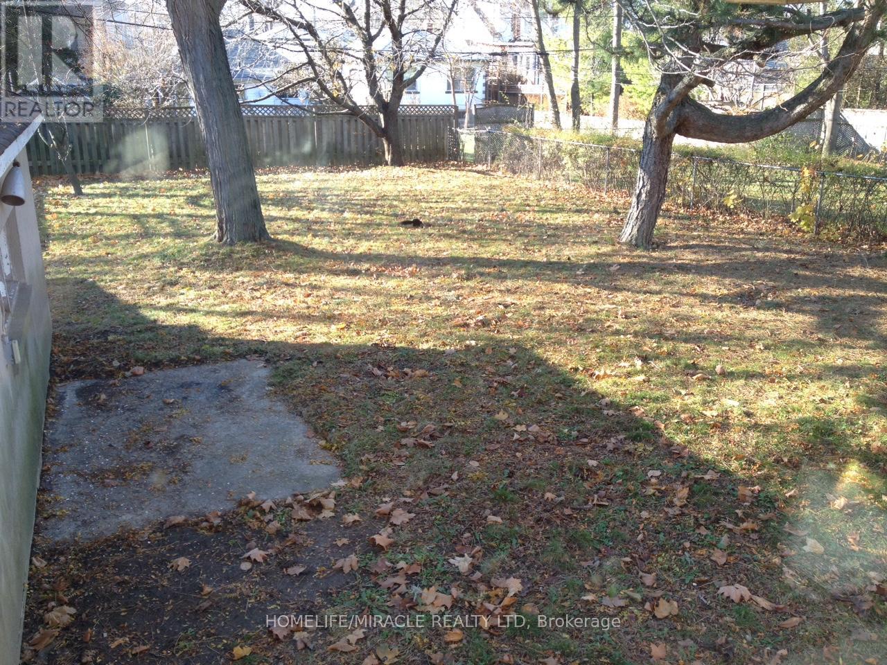40 Thirty Seventh Street, Toronto, Ontario  M8W 3L6 - Photo 11 - W13476270