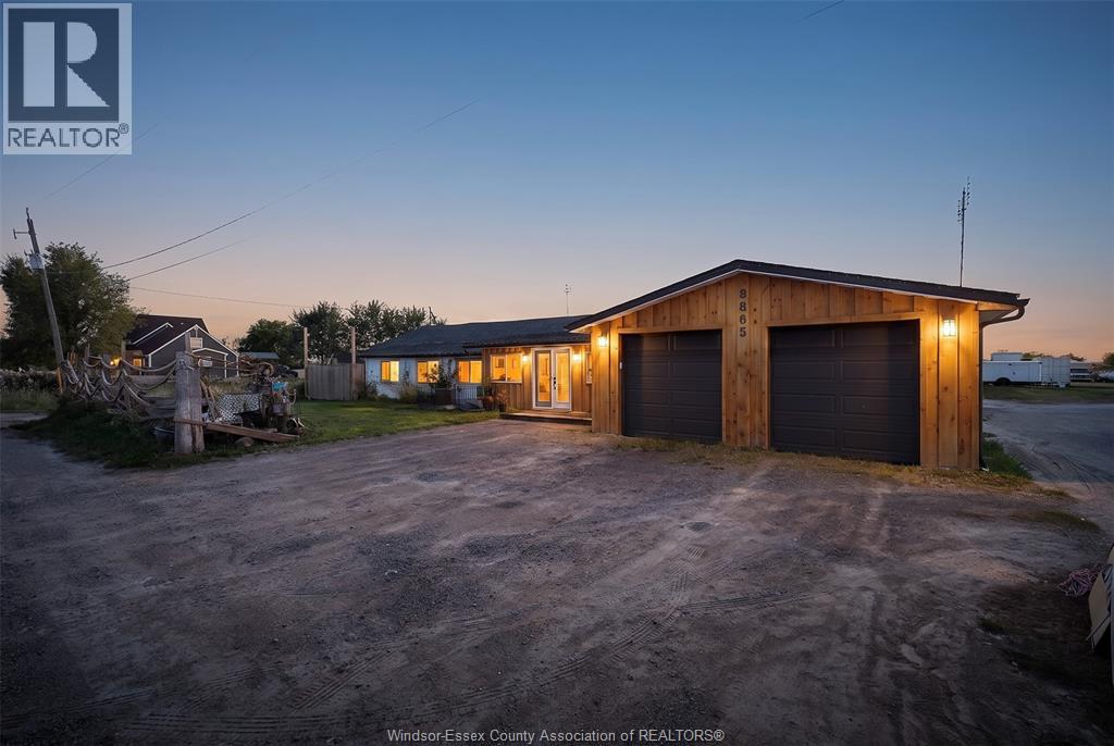 8865 HOWARD AVENUE, LaSalle, Ontario