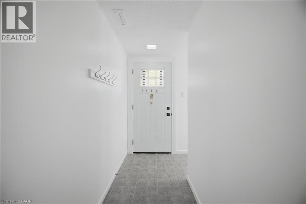 1250 Mississauga Valley Boulevard Unit# 108, Mississauga, Ontario L5A 3R6 - Photo 3 - 40866088