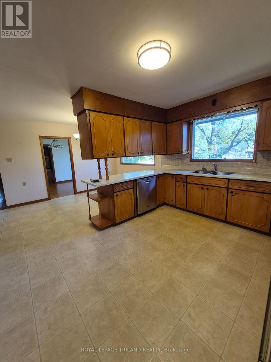55267 Light Line, Bayham, Ontario  N0J 1Z0 - Photo 13 - X13810878
