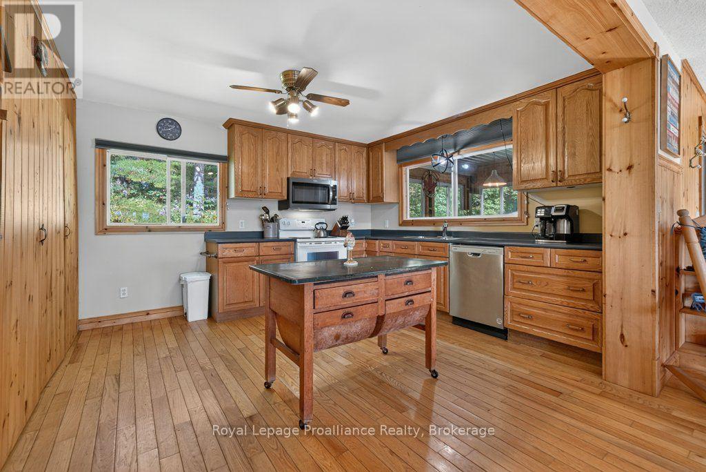 1231 Chimney Point Lane, Central Frontenac, Ontario  K0H 1B0 - Photo 14 - X13835366