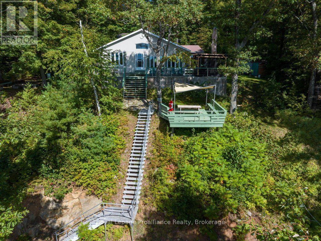 1231 Chimney Point Lane, Central Frontenac, Ontario  K0H 1B0 - Photo 2 - X13835366