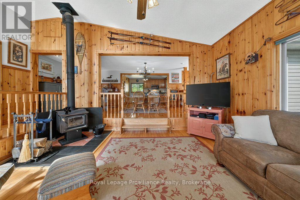 1231 Chimney Point Lane, Central Frontenac, Ontario  K0H 1B0 - Photo 22 - X13835366