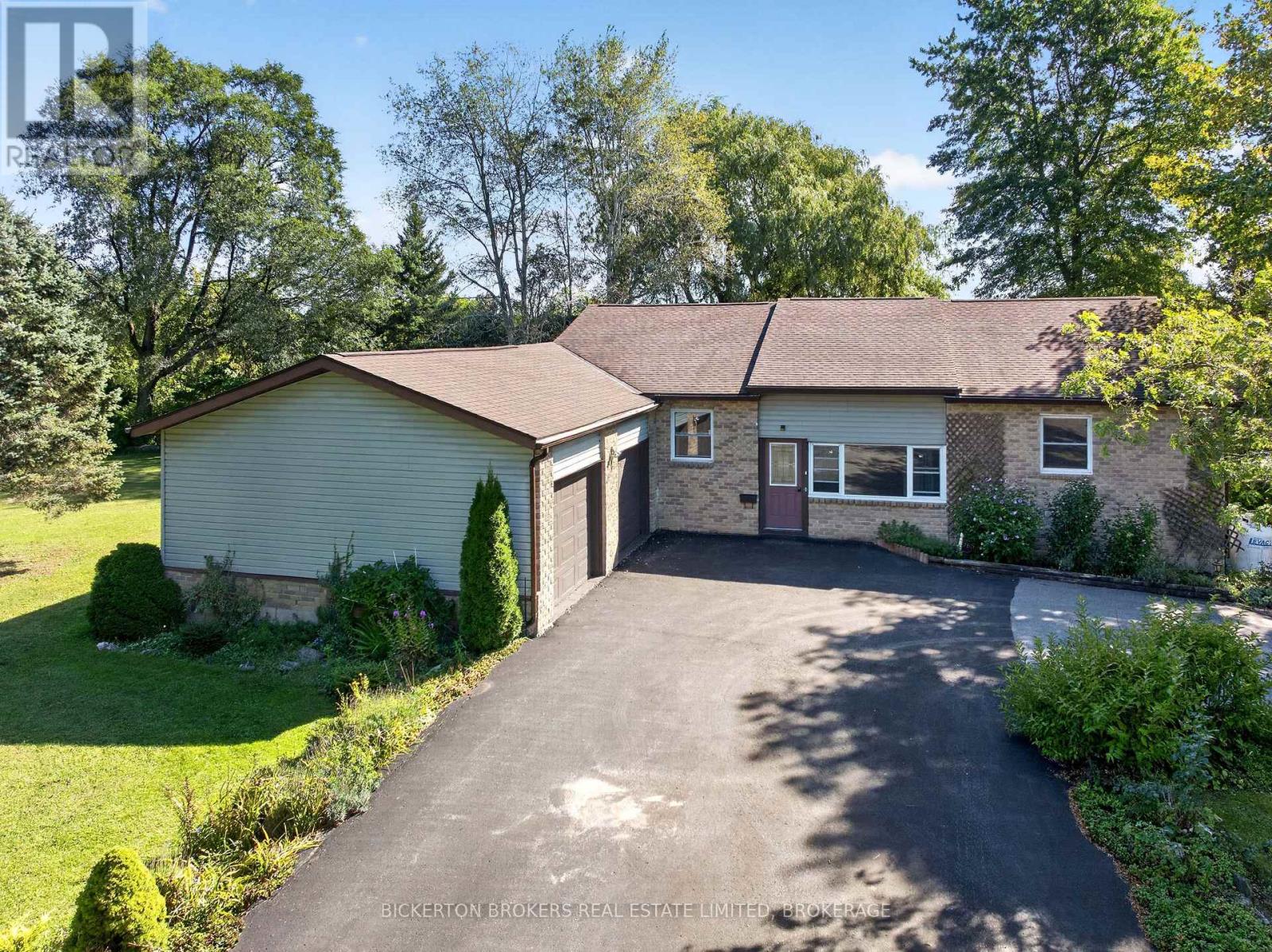 41 Ferguson Lane, Front Of Leeds & Seeleys Bay, Ontario  K7G 2V5 - Photo 1 - X13835294
