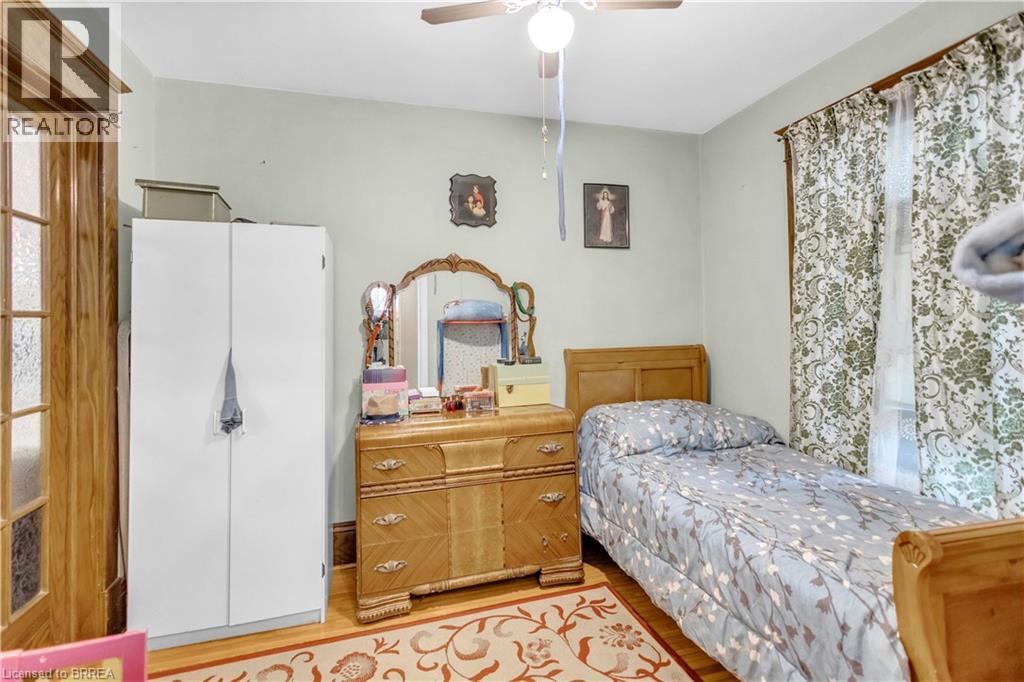 113 Sydenham Street, Brantford, Ontario  N3R 3Y7 - Photo 21 - 40865455
