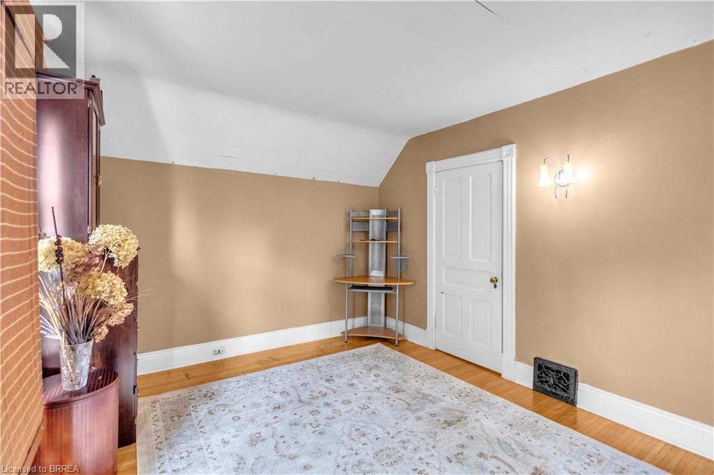 113 Sydenham Street, Brantford, Ontario  N3R 3Y7 - Photo 31 - 40865455