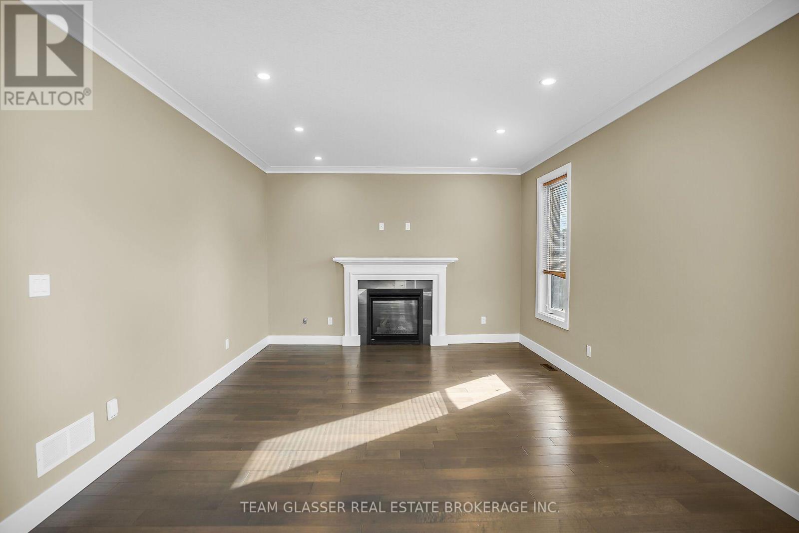 2407 Red Thorne Avenue, London South, Ontario  N6P 0E7 - Photo 15 - X13835262